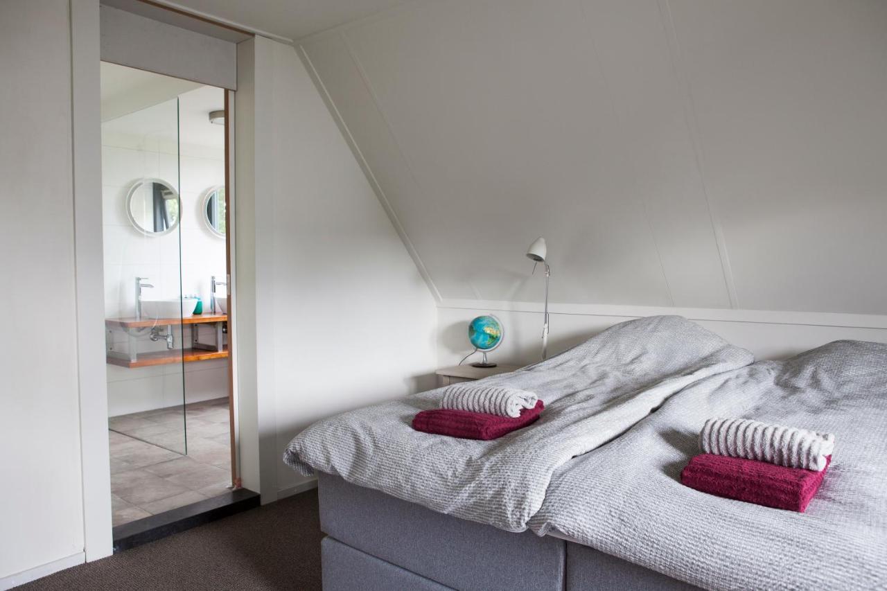 De Heidestroper Bed & Breakfast ไอนด์โฮเวน ภายนอก รูปภาพ
